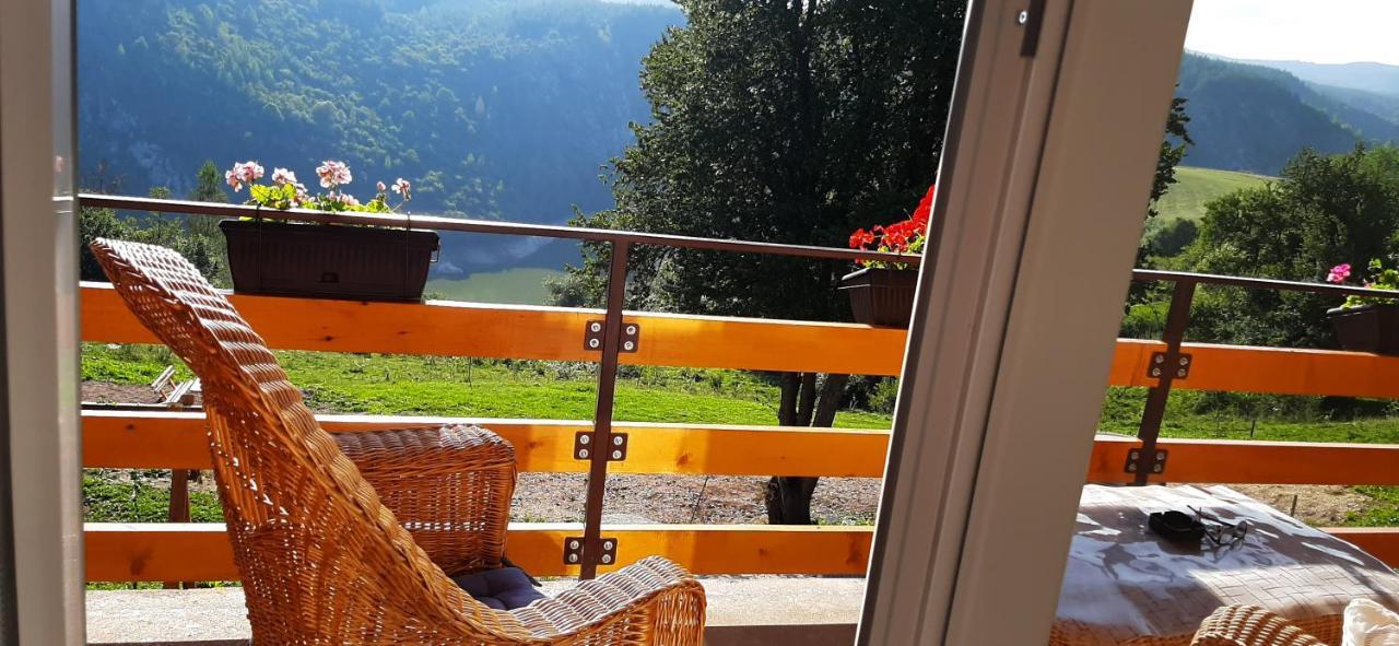 Biserna Dolina Uvac Sjenica Luaran gambar